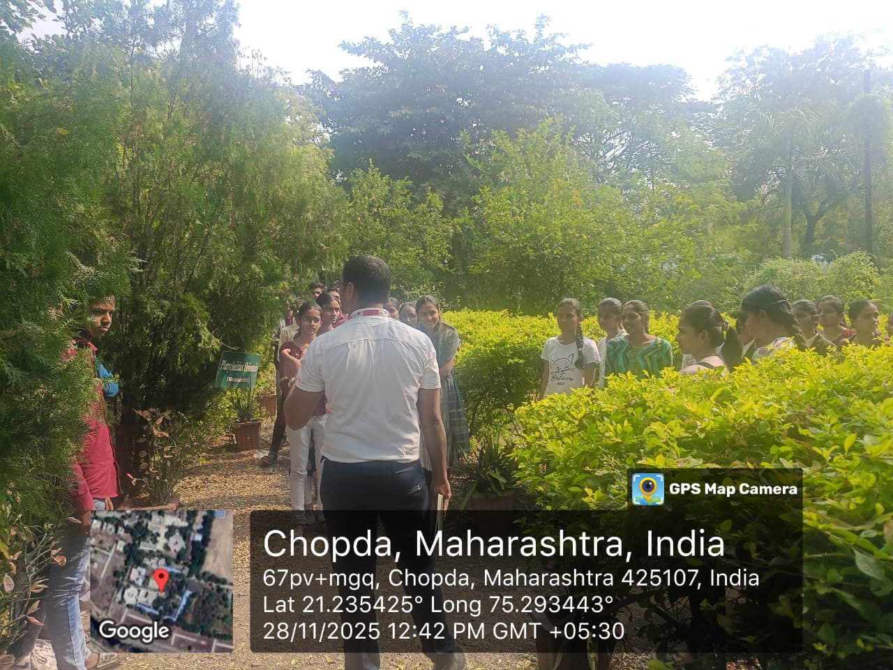 A One-Day Workshop on “Academic Knowledge and Hydroponic Skill Development” was successfully conducted on 28/11/2025 at Smt. Sharadchandrika Suresh Patil College of Pharmacy, Chopda, under the IQAC Ce